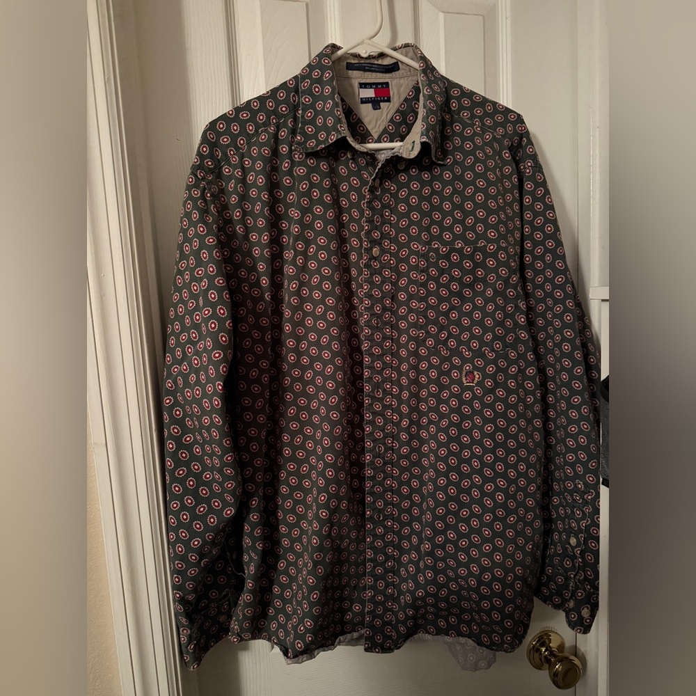 vintage 90s Tommy Hilfiger long-sleeve button-down shirt